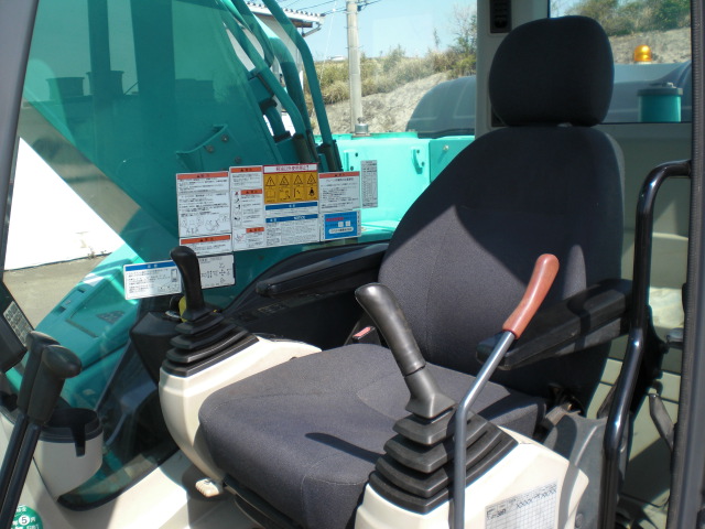 SK200-10 80215 23.JPG